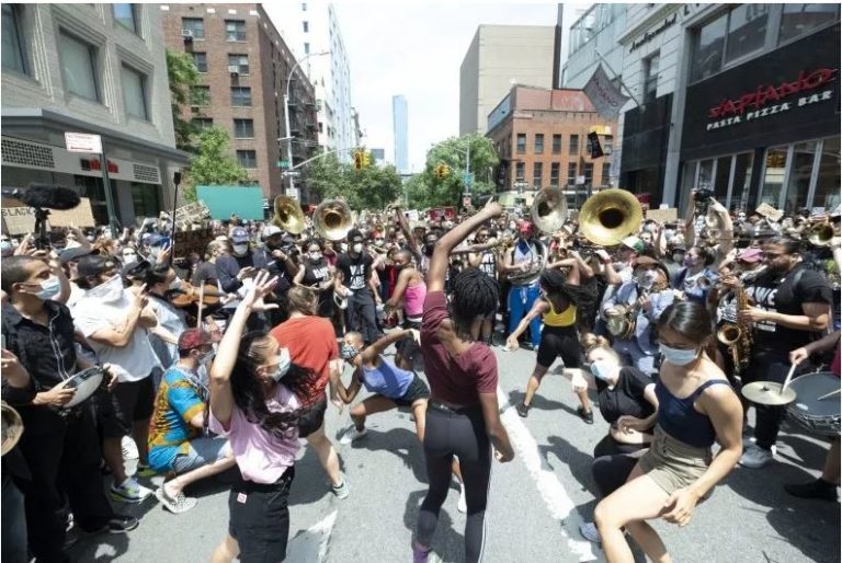 Democrats’ Hypocrisy on Riots Reveals Political Nature of Coronavirus Lockdowns